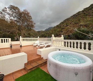 Galdar Ski Chalet | Chalet Barranco Hondo Agaete