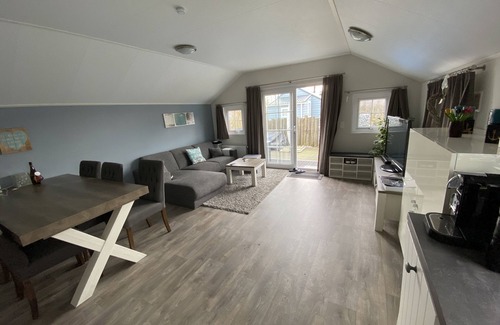 Renesse Ski Chalet | Chalet Beachhouse Püntanell on Julianahoeve Renesse