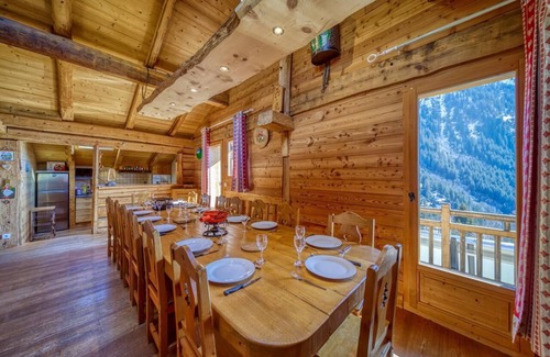 Hauteluce Ski Chalet | Chalet "Beaufortain La Pachna" – Family-Friendly Retreat with Garden and Parking