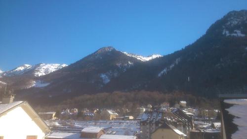 Cauterets Apartment | Chalet Bruyère