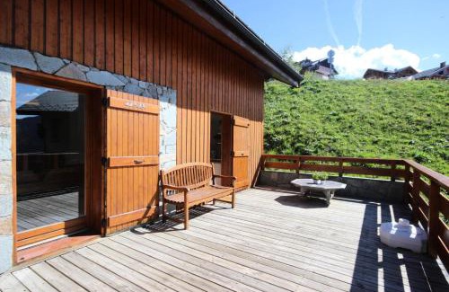 Vallandry Ski Chalet | Chalet Camomille - Confortable chalet dans un quartier calme avec une vue imprenable sur la vallée et le Mont Blanc MAE-0967