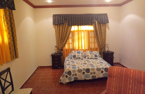 El Cuchillo Villa | Chalet Casa Rose Lee