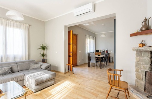 Macchino Ski Chalet | Chalet 'Casa Vacanze Tuscan Retreat' with Air Conditioning