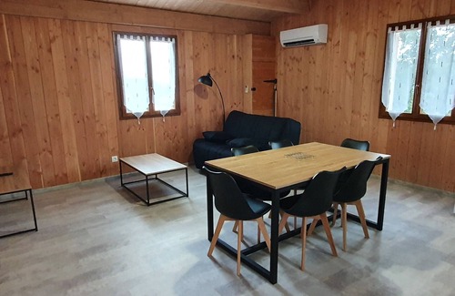 Montreal Ski Chalet | Chalet Cigales-holiday home 4/6 pers