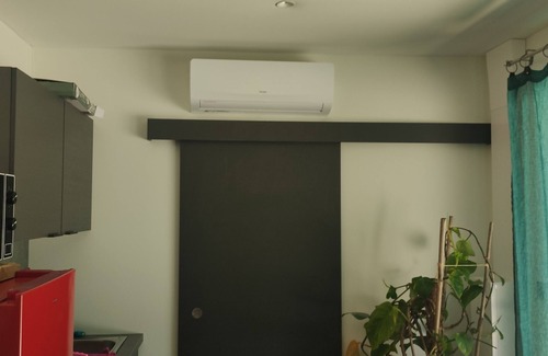 Cahors Ski Chalet | Chalet Climatisé au Calme, 4 Personnes