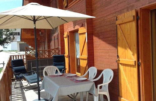 Les Angles Ski Chalet | Chalet close to shops and spa