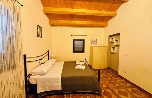 Centuripe Ski Chalet | Chalet Con Piscina