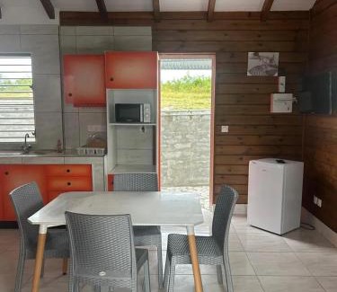 Saint-Francois Ski Chalet | Chalet cosy à Saint-François avec piscine privée