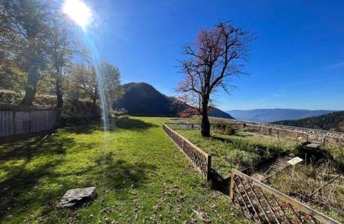 Lochieu Bed & Breakfast | Chalet d'Arvière