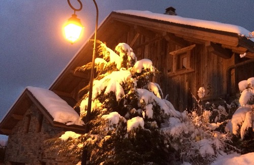 Les Avanchers-Valmorel Ski Chalet | Chalet de Caractère, Charm and Comfort