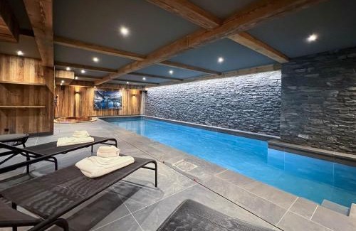 Les Belleville Ski Chalet | Chalet Neuf avec Piscine, Jacuzzi, Sauna, Hammam et Salle de Cinéma à Saint-Martin de Belleville - FR-1-570-25