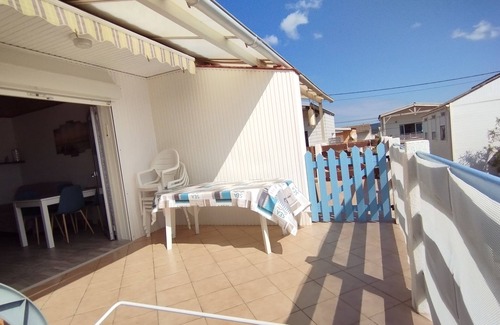 Gruissan Ski Chalet | CHALET - Gruissan plage, 200 m from the sea, calm and relaxing