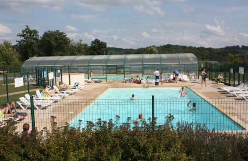 Beynat Ski Chalet | Chalet Hameaux de Miel 5 Pers, Parking, Piscine , Lac