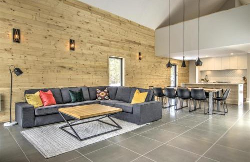 Les Pays-d'en-Haut Regional County Municipality Ski Chalet | Chalet Haut-Bois - Hiking, Skiing and Spa