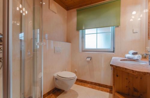 Hochkrimml Ski Chalet | Chalet Hochkrimml 2 by Interhome