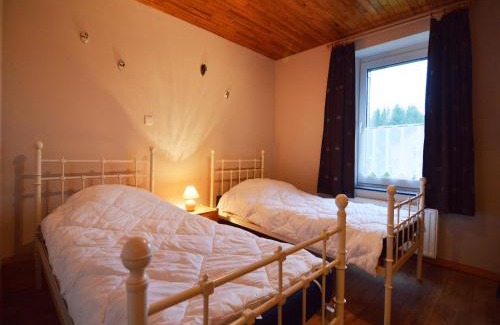 Bovigny House | Chalet in Bovigny with Forest & BBQ