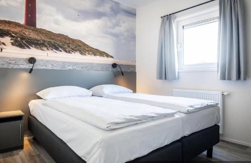 De Cocksdorp Ski Chalet | Chalet in Texel near North Sea Beach