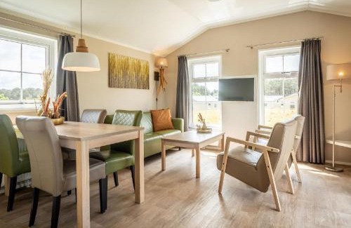 Den Hoorn Ski Chalet | Chalet in Texel with Private Sauna