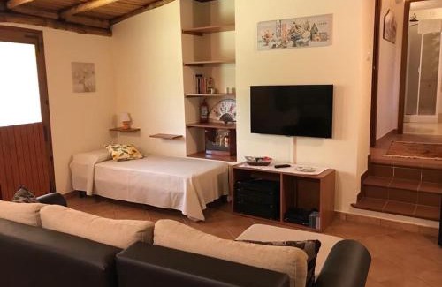 Naso House | Chalet indipendente con parcheggio privato servizio palestra