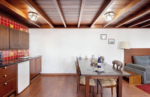 Tigaday Ski Chalet | Chalet 'La Higuera' with Sea View, Shared Terrace and Wi-Fi