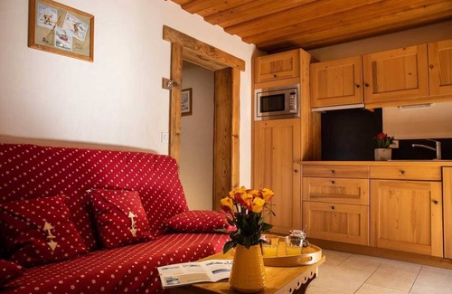 Sixt-Fer-a-Cheval Bed & Breakfast | CHALET - La Pomme de Pin