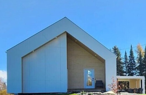 Lac-Etchemin House | Chalet le Harfang - nature et spa en plein coeur du golf