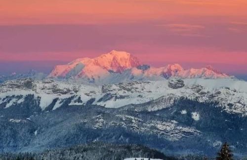 Pugny-Chatenod Ski Chalet | Chalet Les étoiles vue Mont Blanc
