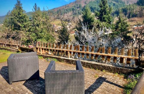 Vocance Ski Chalet | Chalet Les Accacias