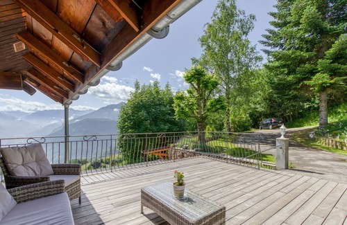 Jarrier Ski Chalet | Chalet Lo Grané - Four Bedroom Chalet, Sleeps 8