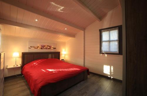 Camaret-sur-Aigues Ski Chalet | Chalet Mont Ventoux et Chalet VIP