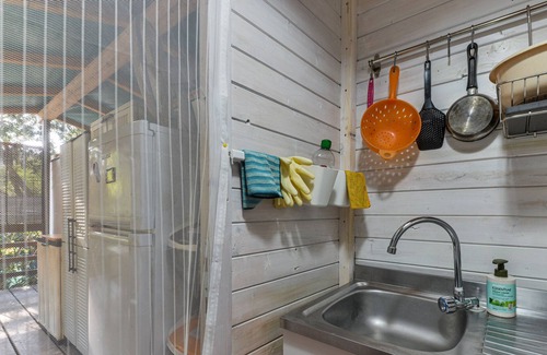 Cavo RV Rental | Chalet "nel verde di Cavo" with Wi-Fi & A/C