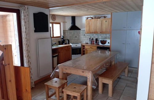 Mont-de-Lans Ski Chalet | Chalet Oustalou