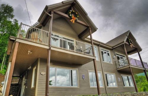 L'Anse-Saint-Jean Ski Chalet | Chalet Potvin Bouchard