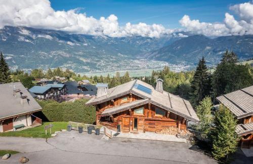Combloux Ski Chalet | Chalet Purdey Combloux - BY EMERALD STAY