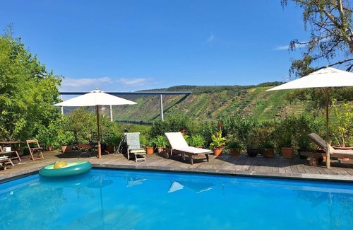 Dieblich Apartment | Chalet Ritz - Chalet with garden & pool