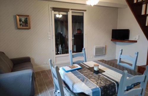 Saint-Pompont House | Chalet rustique au cœur du Périgord Noir avec terrasse et confort inclus - FR-1-616-397