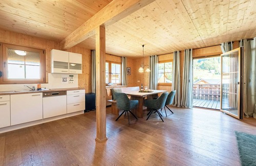 Altaussee Ski Chalet | Chalet Schönberg | Sauna | Kitchen | Parking