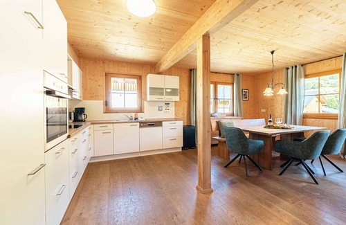 Altaussee Ski Chalet | Chalet Schönberg | Sauna | Kitchen | Parking