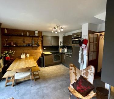 Les Gets Ski Chalet | Chalet Seven - 8 pers - proche centre