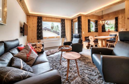 Arosa Ski Chalet | Chalet Steinbock by Arosa Holiday