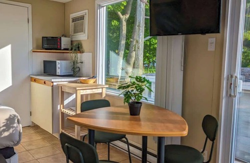 Cap-Saint-Ignace Ski Chalet | Chalet Studio #12 - Relaxing getaway with Wifi & AC