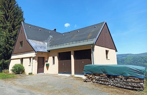 Kruth House | Chalet-style house in the heart of nature