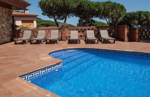 Palafolls Cabin | Chalet ten minutes from the beach, by car