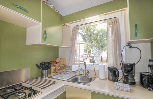 Pianotolli-Caldarello Ski Chalet | Chalet 'Tout Confort 4min Plage' with Shared Pool, Private Terrace and Air Conditioning