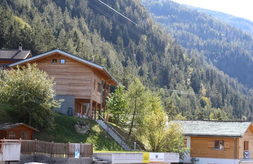 Chalais Bed & Breakfast | Chalet Tzarbonire