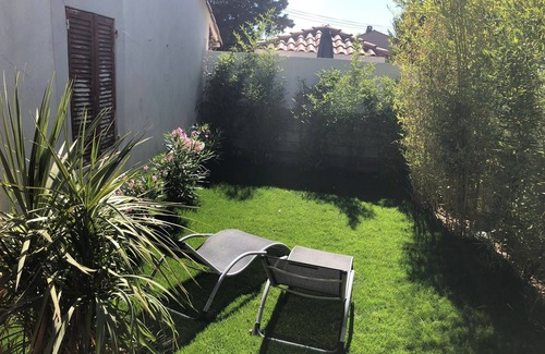 Camaret-sur-Aigues Ski Chalet | Chalet VIP mit Privatem Jacuzzi und Garten