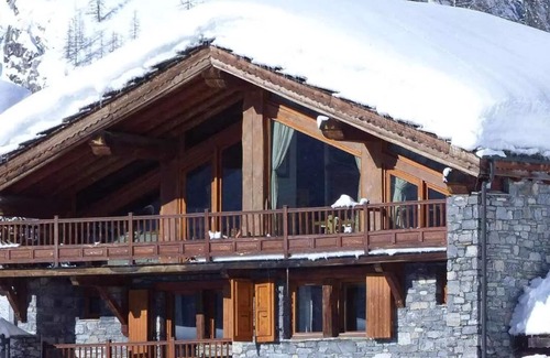 Le Cret Ski Chalet | Chalet, wifi, view open, balcony, fireplace or stove, parking, tv, ski locker, 170m², Val d'Isère