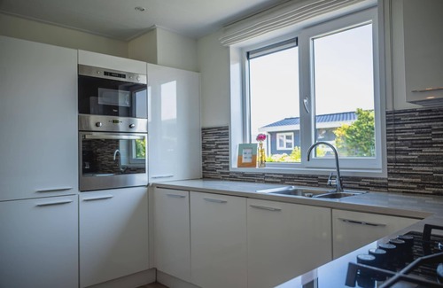 West-Graftdijk House | Chalet with 5 bedrooms, 2 bathrooms and sauna