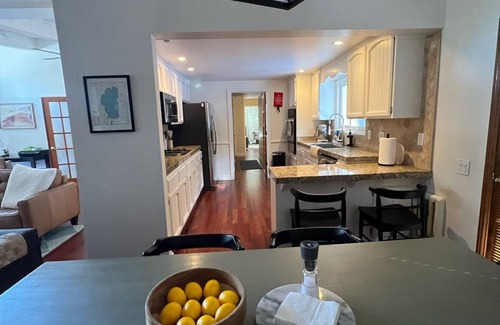 Zephyr Cove Ski Chalet | Chalet Zephyr Cove house, next to Heavenly Ski Resort and lake