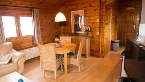 Sint-Annaland Ski Chalet | Chaletparc Krabbenkreek Zeeland - Chalet 130